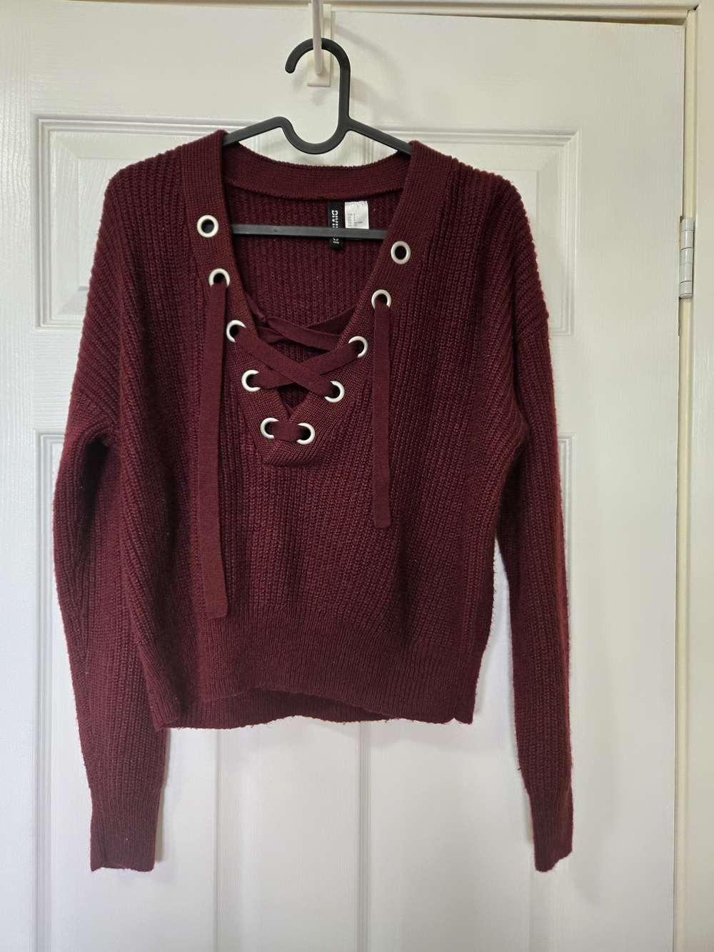 H&M Wine Lace-Up V-Neck Chunky Knit Sweater